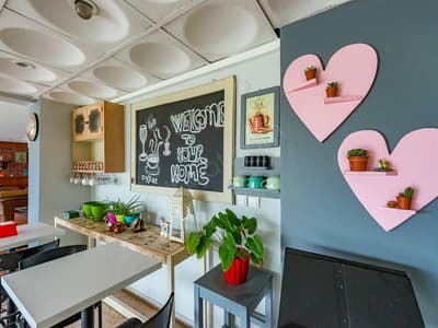 AliBabam Hotel & Apartment