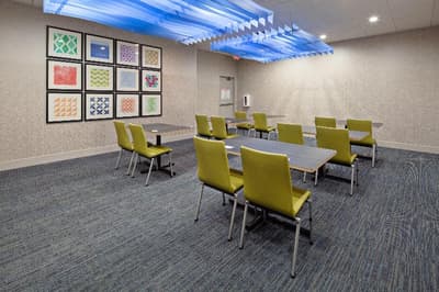 Holiday Inn Express Los Angeles Airport