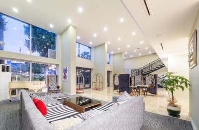 Senza Sunset Beach Hotel