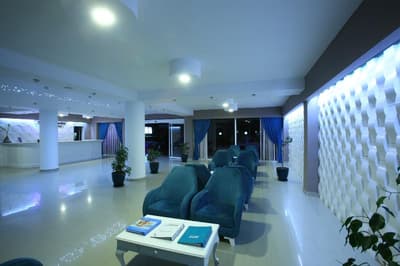 Summer Garden Suites&Beach Hotel