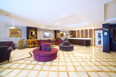 Grand Ant Hotel