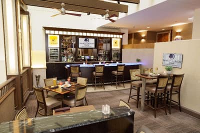 DoubleTree Suites by Hilton Hotel Boston-Cambridge