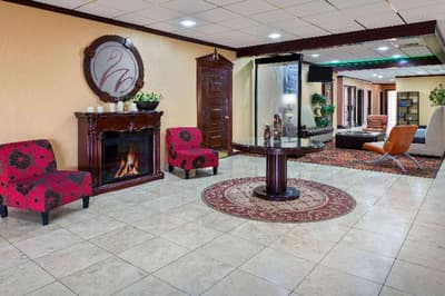 Travelodge by Wyndham Indianapolis Speedway