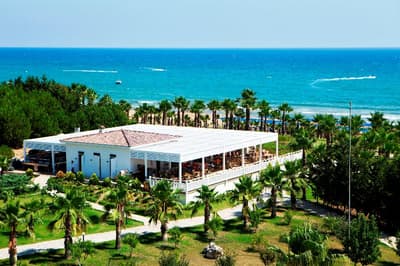 Club Grand Side