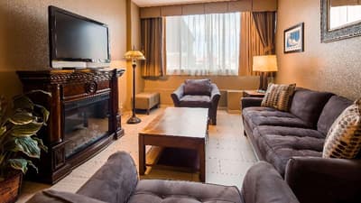 Best Western Plus Lower South End