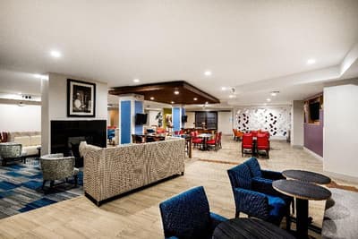 Country Inn &Suites by Radisson Downtown Albany NY