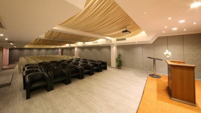 L' Etoile Beach Hotel