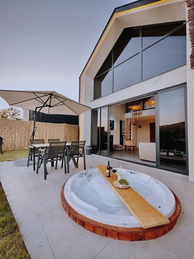 Bohemi Villa Bungalov