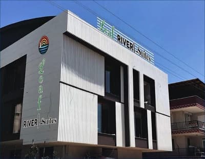 Leaf River Suites