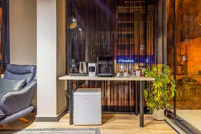 Lenora Airport Hotel