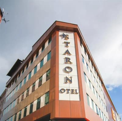Staron Hotel