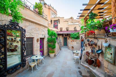 Cappadocia Fairy Chimneys Selfie Cave Hotel