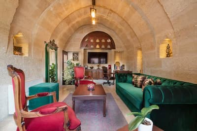 Elysion Cave Suites