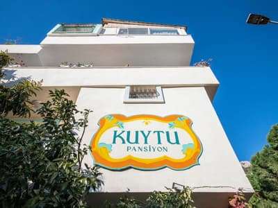 Kuytu Bed & Breakfast
