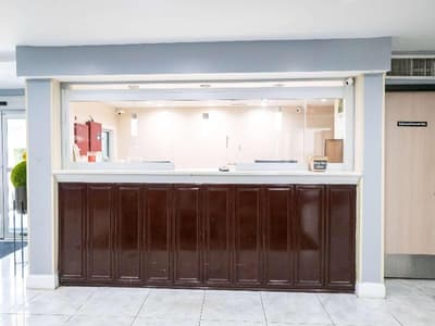 Baymont by Wyndham College Park Atlanta Airport S