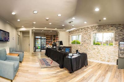 Suburban Extended Stay SE