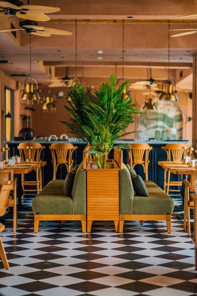 Theremotehotel