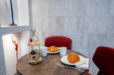 Smart and Simple Hotel