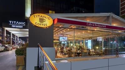 Titanic Port Bakirkoy