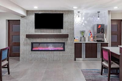 La Quinta Inn & Suites Houston Southwest