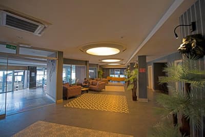 Point Beach Hotel