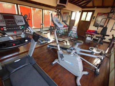 El Vino Hotel Suites