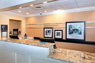 Hampton Inn & Suites Charlotte/South Park at Phill