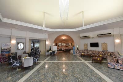 Tripolis Hotel
