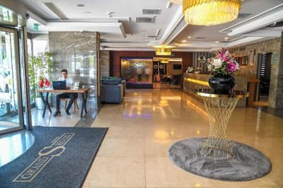 Grand S Hotel