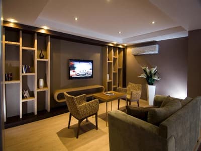Supreme Boutique Hotel