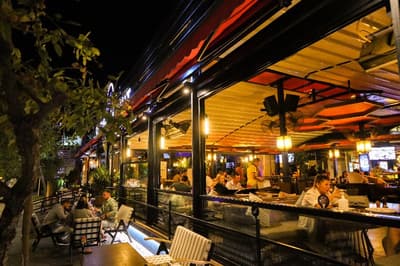 The Corner Park Hotel