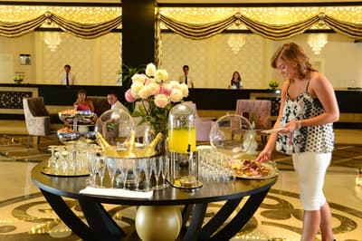 Lake & River Side Hotel & Spa