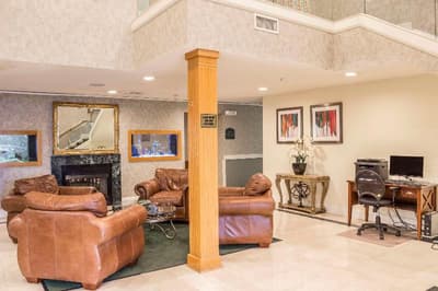 Econo Lodge Raleigh near Walnut Creek Amphitheatre