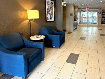 Comfort Suites Airport Charlotte Area