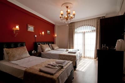 Magnificent Hotel