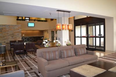 DoubleTree by Hilton Houston Hobby Airport