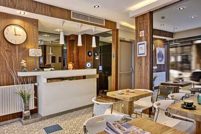 Elanaz Hotel