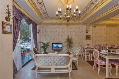 Istanbul Holiday Hotel