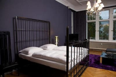 ArtHotel Connection