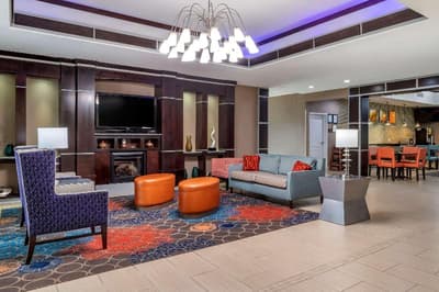 Comfort Inn & Suites Cleveland