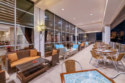 Royal Garden Beach Hotel