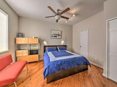 Modern B&B