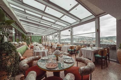 Crowne Plaza Istanbul Ortakoy Bosphorus
