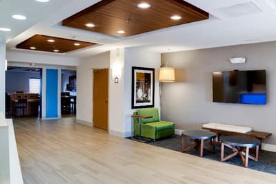 Holiday Inn Express Hotel & Suites Jacksonville