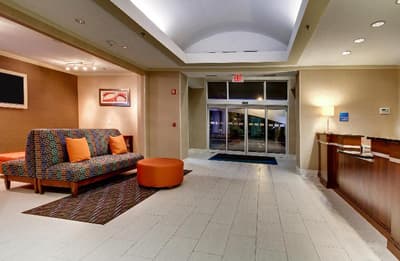 Holiday Inn Express & Suites Jacksonville South I-