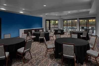 Courtyard by Marriott Triangle Town Center