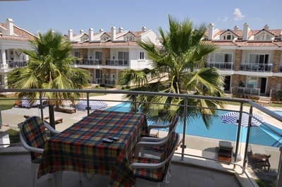 Golden Life Blue Green Residence 