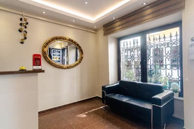 Zendy Suite Hotel