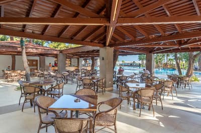 Seven Seas Hotel Life