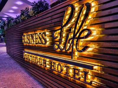 Business Life Hotel